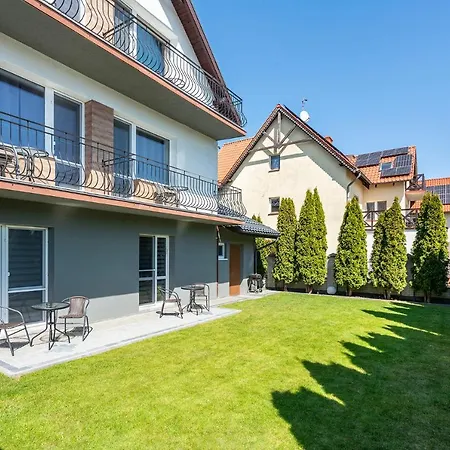 Pionow Wawa - Adults Only 홈스테이 *