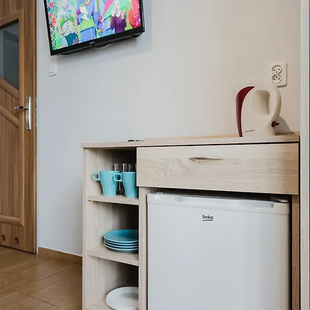 Pionow Wawa - Adults Only *