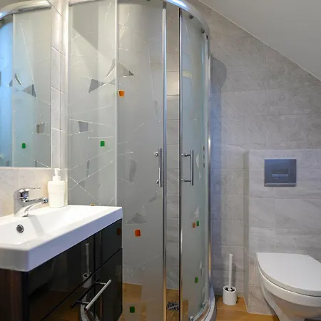 Pionow Wawa - Adults Only Homestay