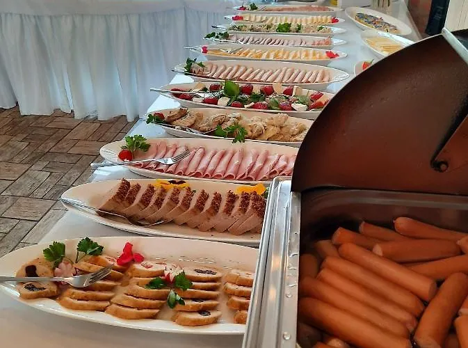 Pionow Wawa - Adults Only * كرينيتا مورسكا