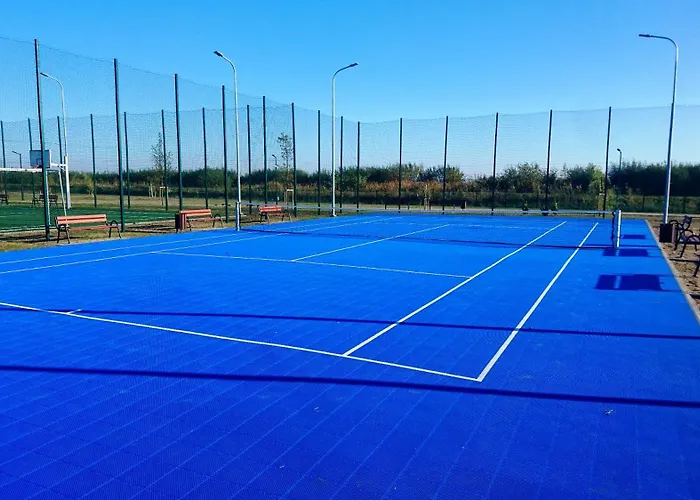 Pionow Wawa - Adults Only كرينيتا مورسكا