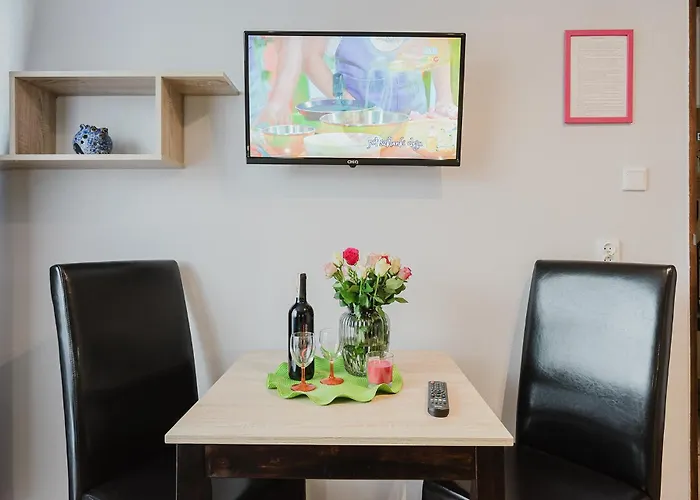 Pionow Wawa - Adults Only منزل للإقامة *