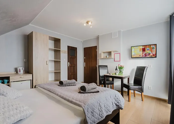 Pionow Wawa - Adults Only منزل للإقامة