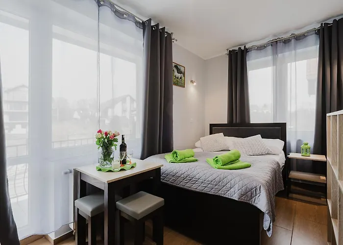 Pionow Wawa - Adults Only *